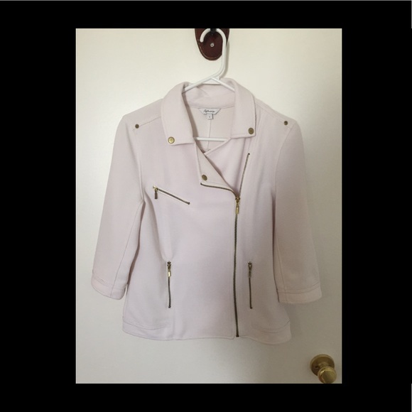 Reitmans Jackets & Blazers - 🔲❗️REITMANS - White Blazer